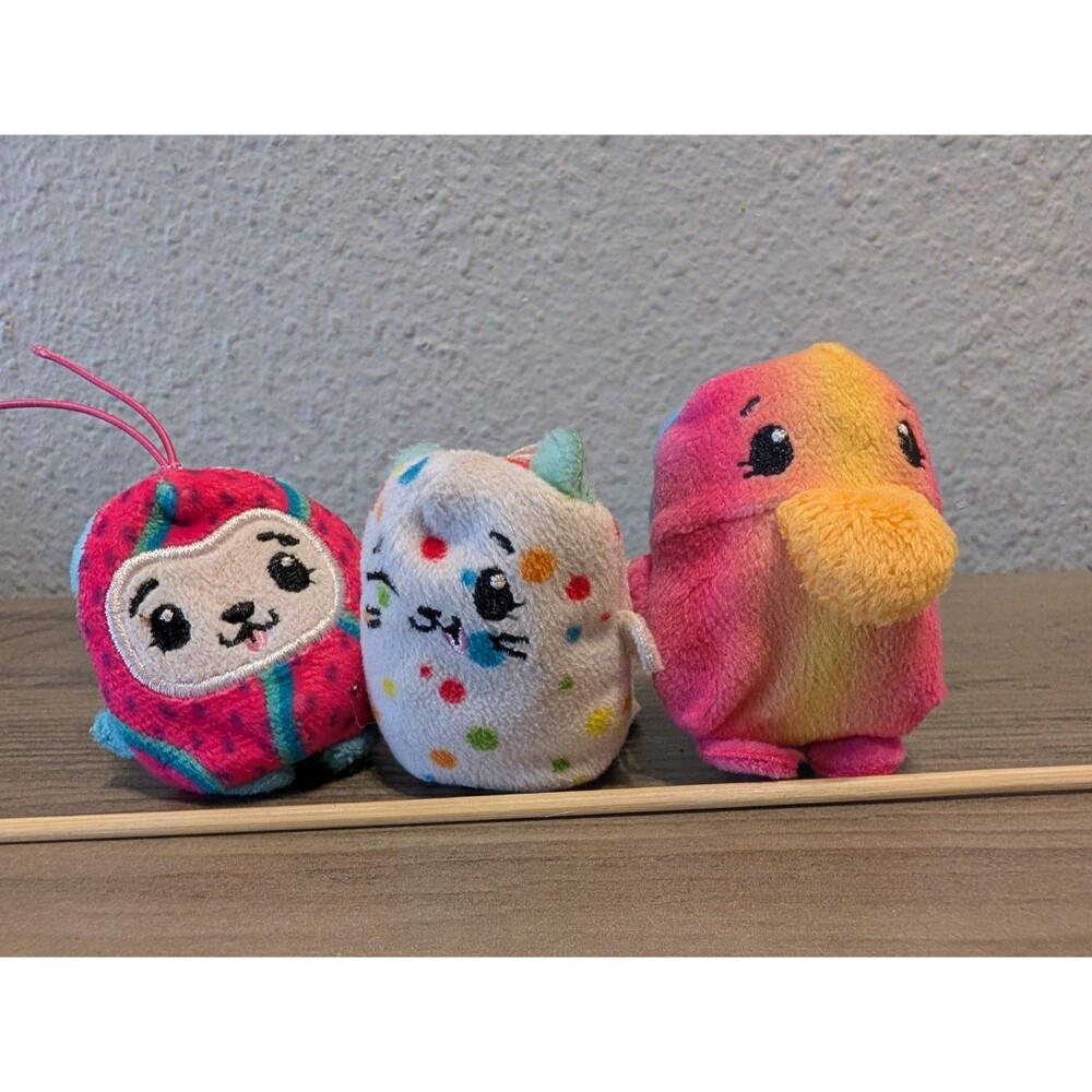 Surprizamals Moose Toys Series 3 Mini Plush Keychain Lot 3 Animals 2017